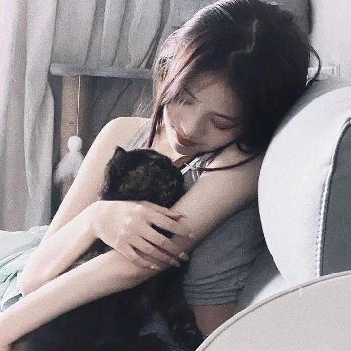 吃饭睡觉死